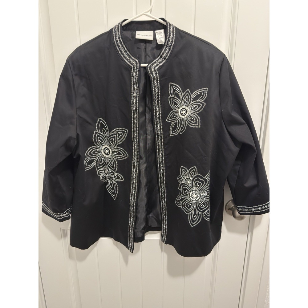 Alfred Dunner Women 20 Black Embroidered Floral Open Front Jacket 3/4 Sleeve‎